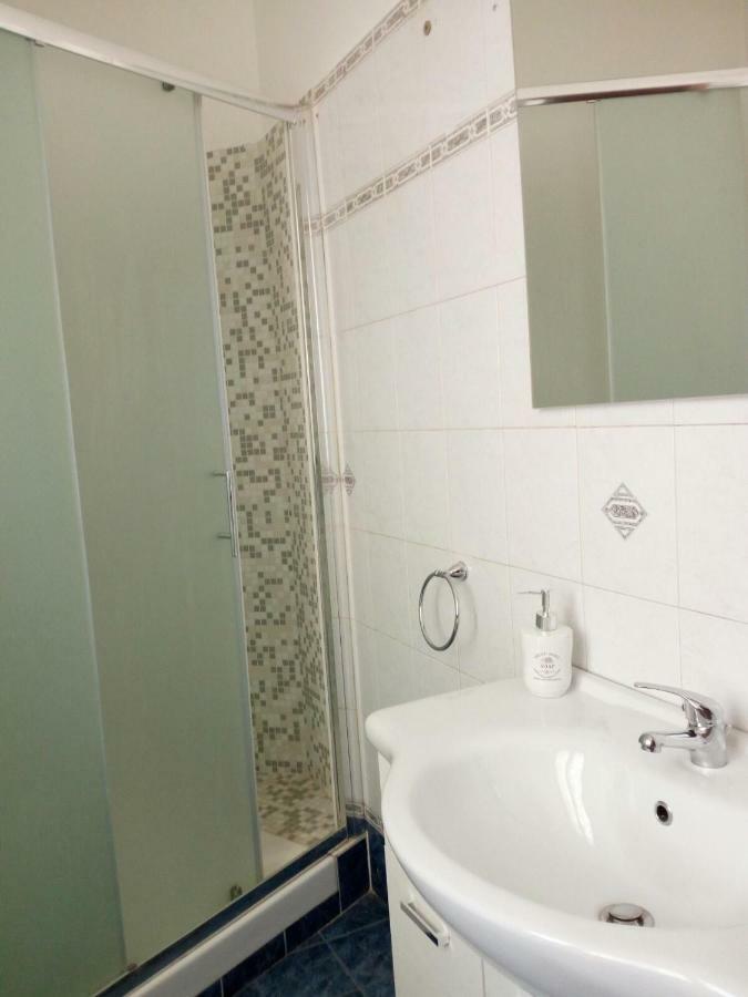 Stylish Flat "Il Sole" Nova Milanese Apartment Екстериор снимка